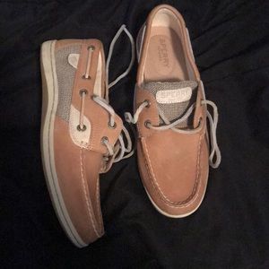 Sperrys worn 1 time